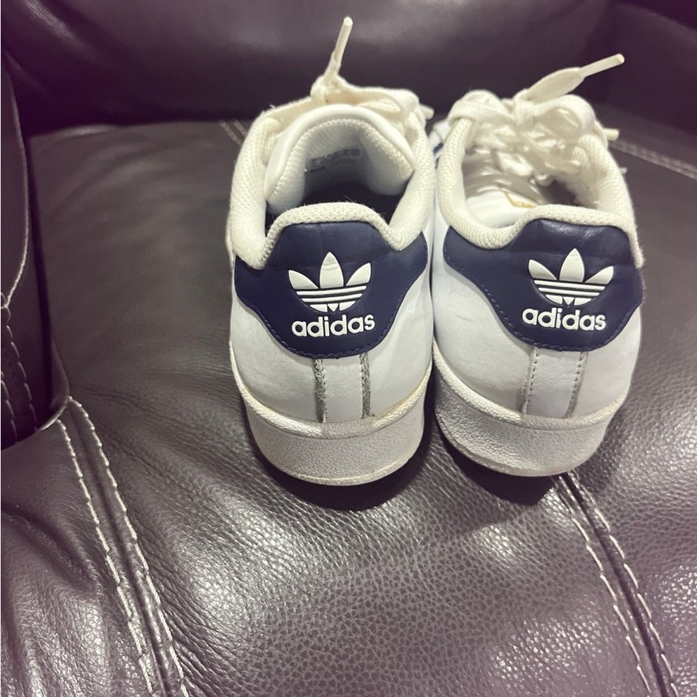 Adidas - Picture 7 of 8